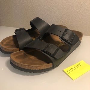 Like New Birkenstock Black/Brown Sz 42
